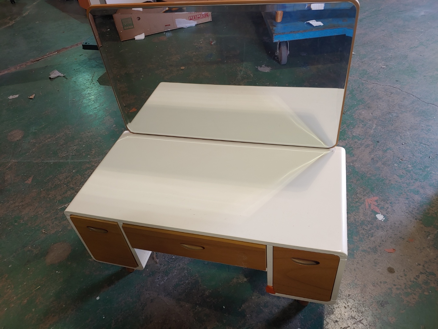 [B등급] 200212-10 에코온3단좌식화장대